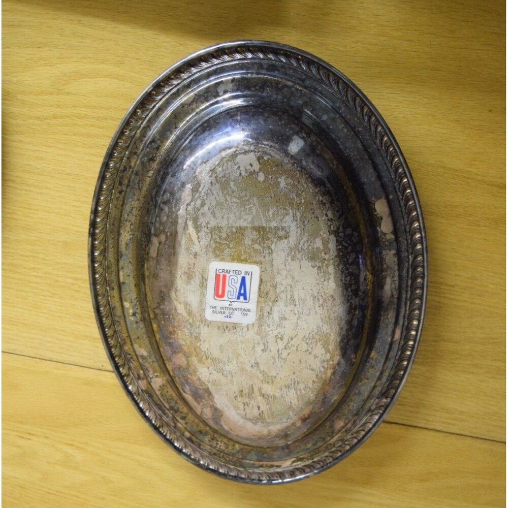 International Silver Company Silver Plated Oval Casserole Dish with Lid 12" x 9" - Picture 8 of 9